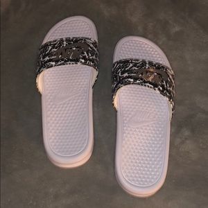 NIKE slides